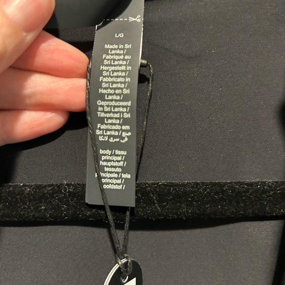 Nike SKIMS Black Long Sleeve Half Zip Performance Training Top Women’s Large - Picture 6 of 8